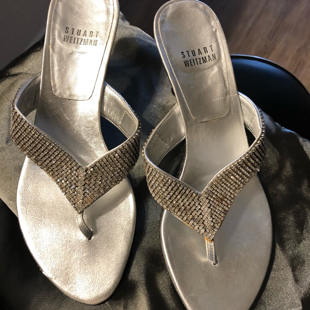 STUART WEITZMAN  Rhinestone Thong Sandals Sz.6M